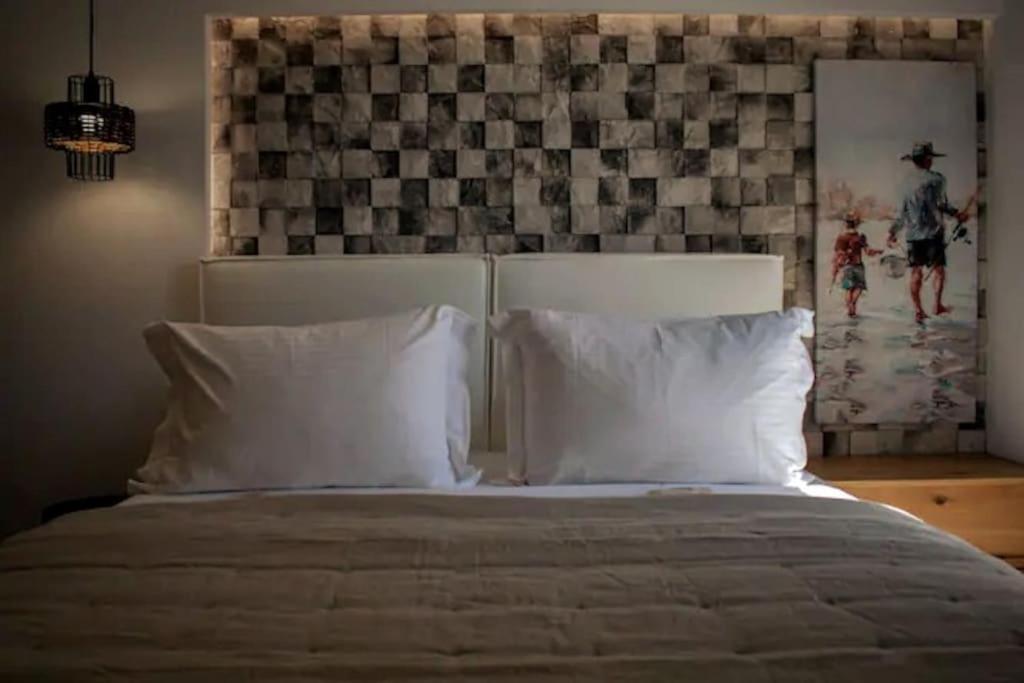Aurora Apartment Pera Gyalos Екстериор снимка